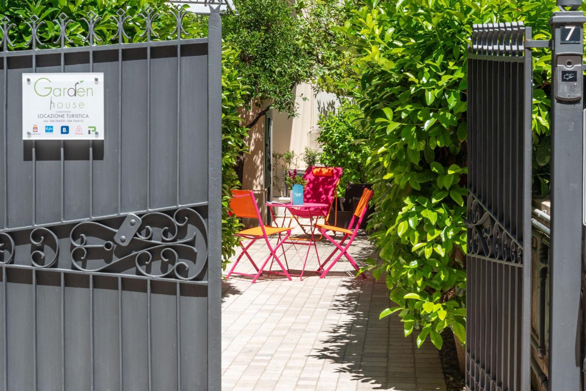 Garden House, Appartamento Con Giardino A Fasano Eksteriør billede